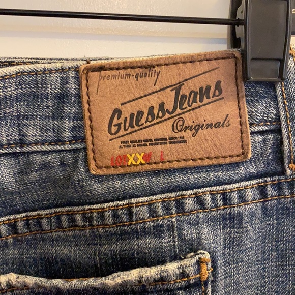 Vintage Guess denim skirt in 27 - Picture 3 of 4